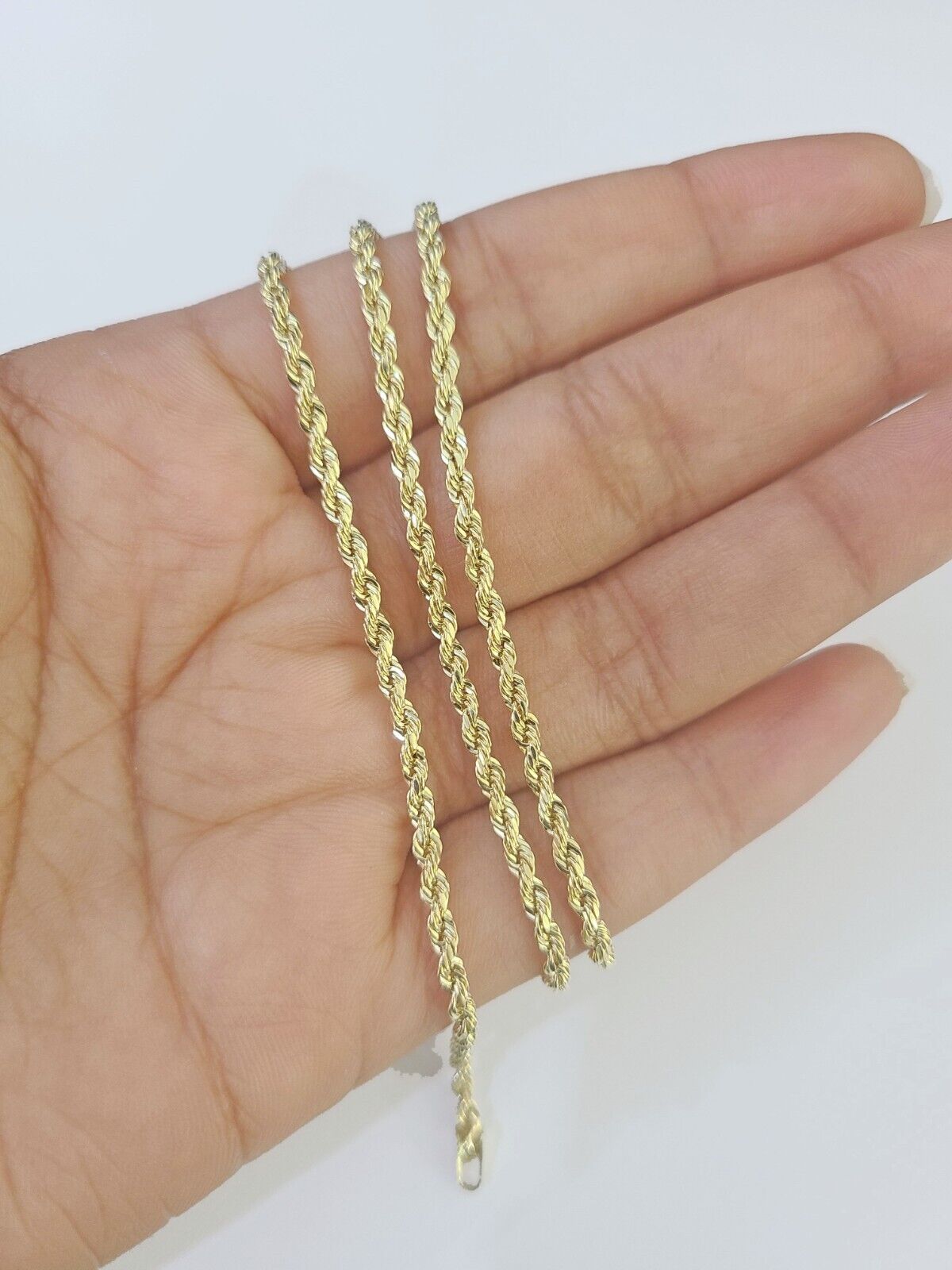 10k Gold Lion Head Diamond Charm and 2.5mm 20 Inches Rope Chain