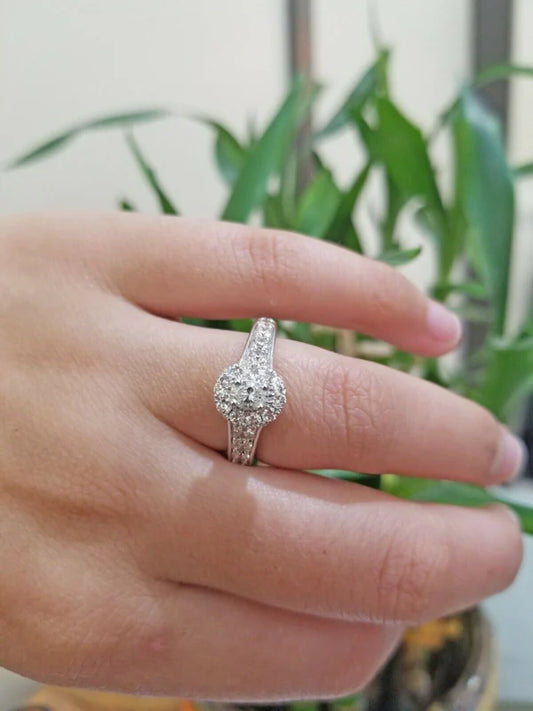 Where Should I Buy Wedding Rings for Women?