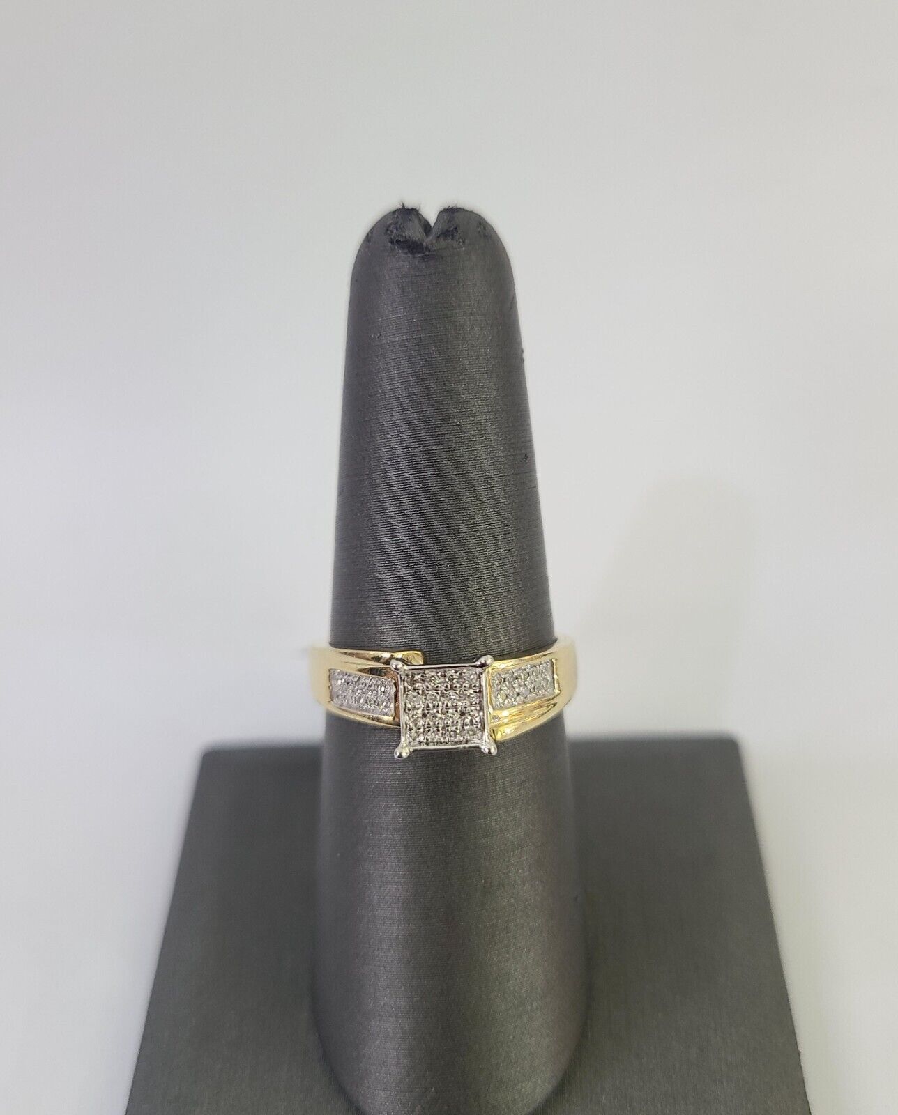 Real 10k Diamond Ladies Ring Yellow Gold Women Casual Genuine Wedding