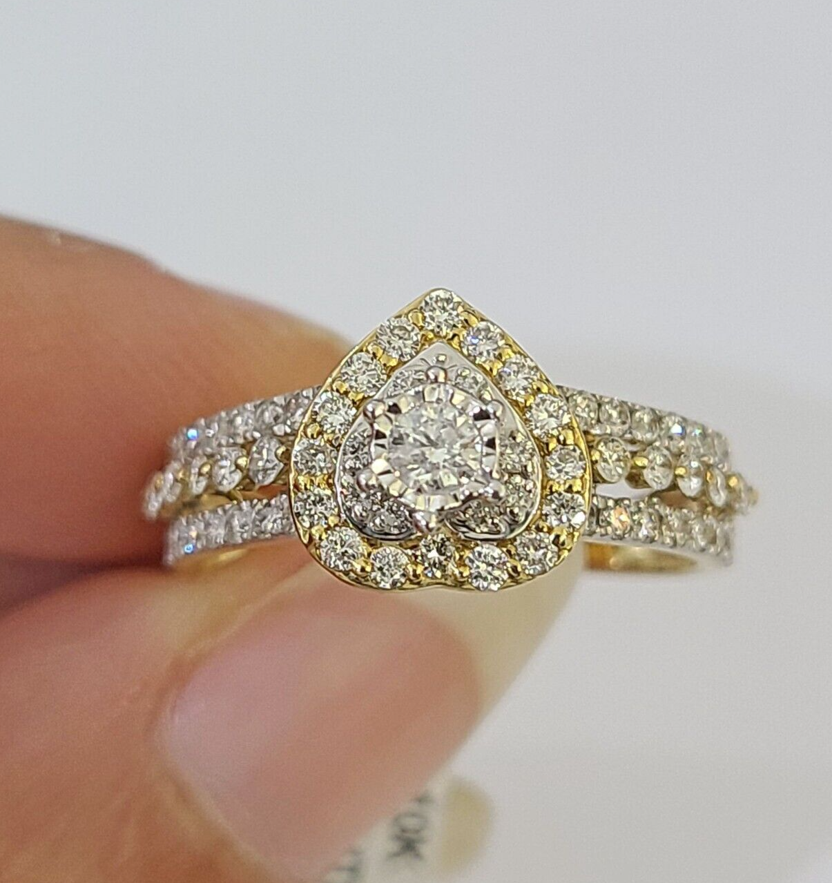 REAL 10k Yellow Gold Diamond Ladies Ring Hearts Women Engagement Wedding