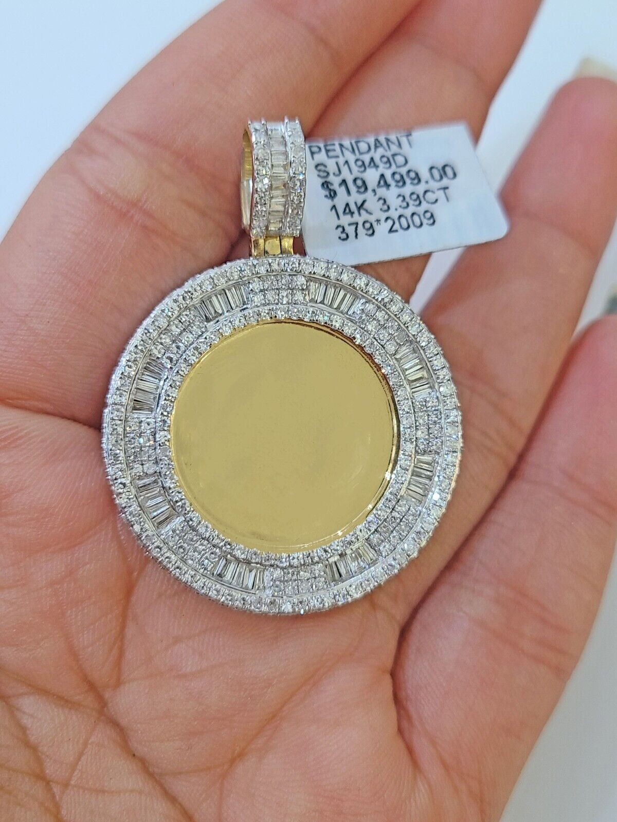 14k Real Yellow Gold Diamond Circular Memory Pendant Charm