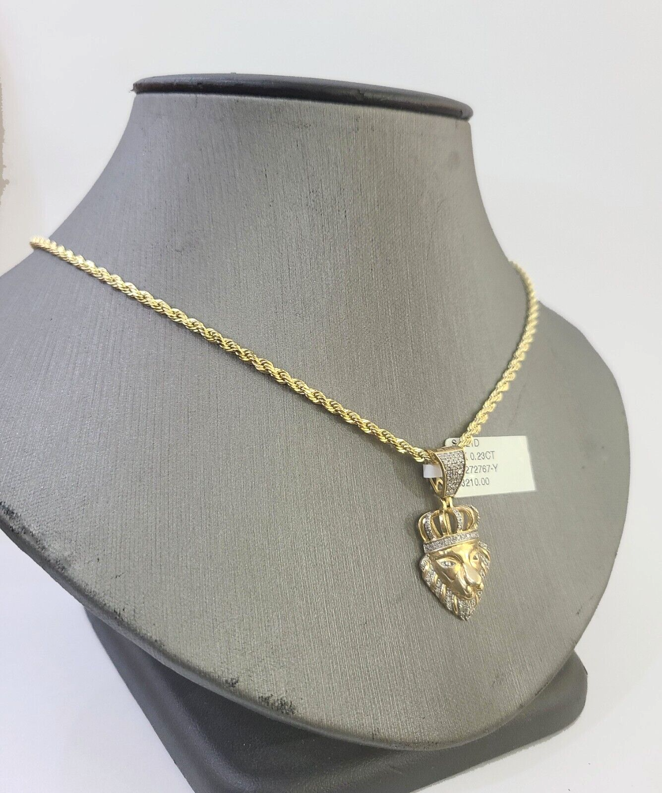 10k Gold Lion Head Diamond Charm and 2.5mm 24 Inches Rope Chain